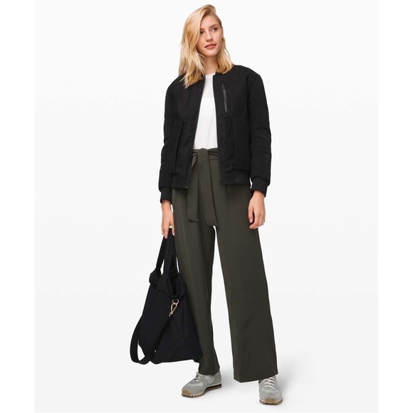 Lululemon Noir Pant Dark Olive Green Size 2 - Picture 15 of 16